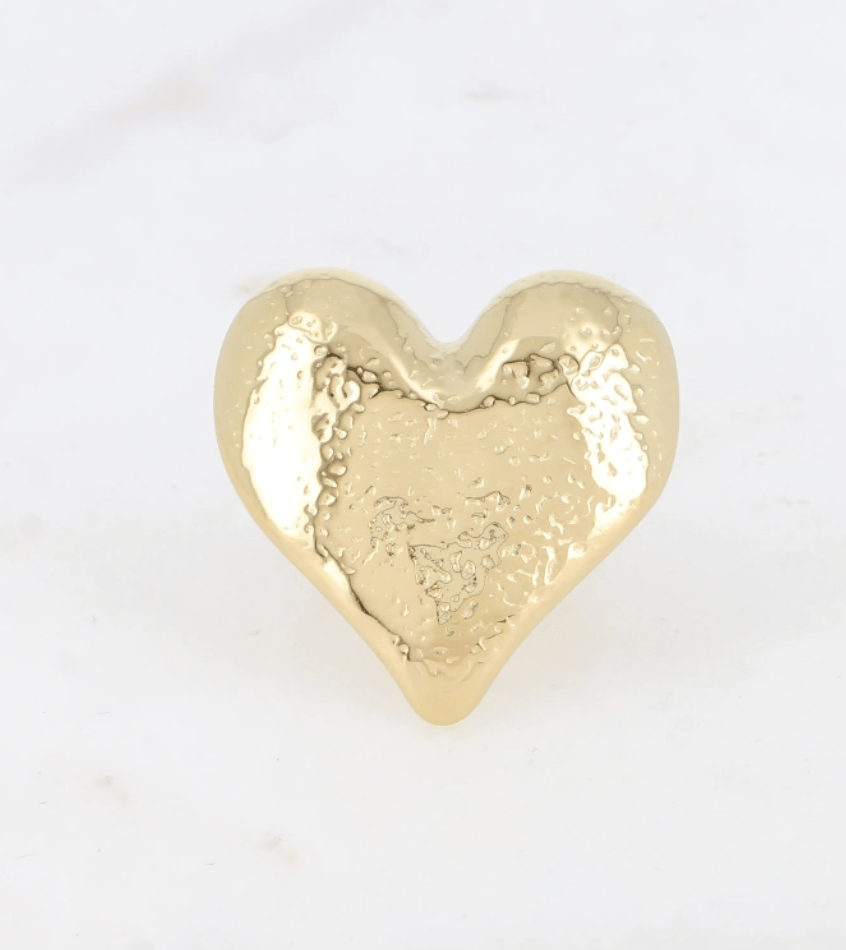 Bague grand cœur martelé – Élégance audacieuse et délicatesse - La boutique de Nannye