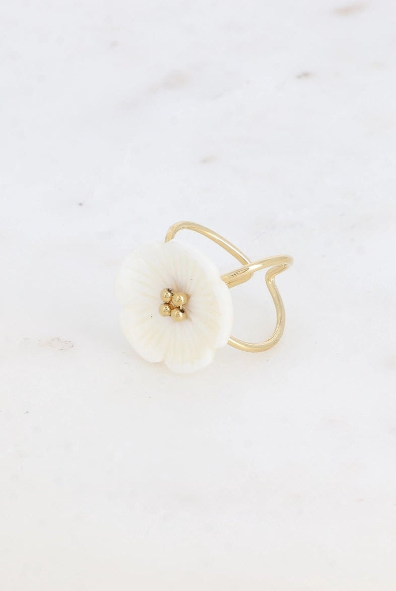 Bague Large Fleur Céline Bohm en Acier Inoxydable - Élégance et Raffinement - La boutique de Nannye