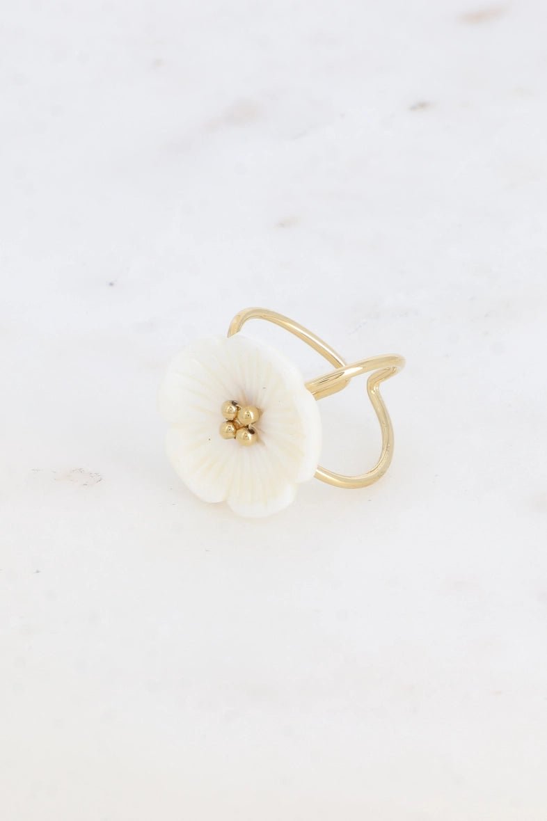 Bague Large Fleur Céline Bohm en Acier Inoxydable - Élégance et Raffinement - La boutique de Nannye