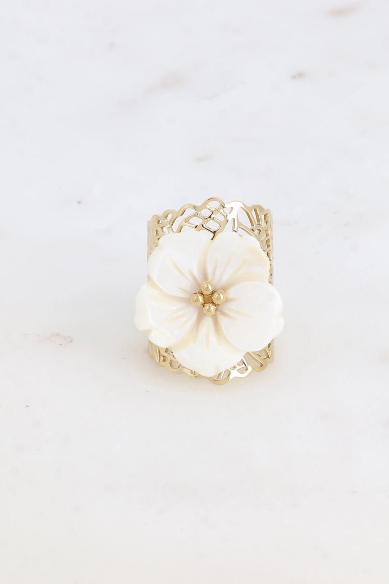Bague Large Fleur Renesmée - Élégance Florale et Raffinement - La boutique de Nannye