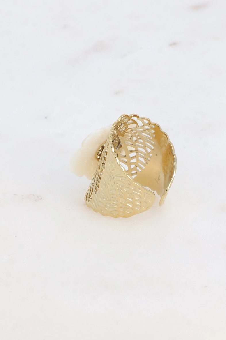 Bague Large Fleur Renesmée - Élégance Florale et Raffinement - La boutique de Nannye