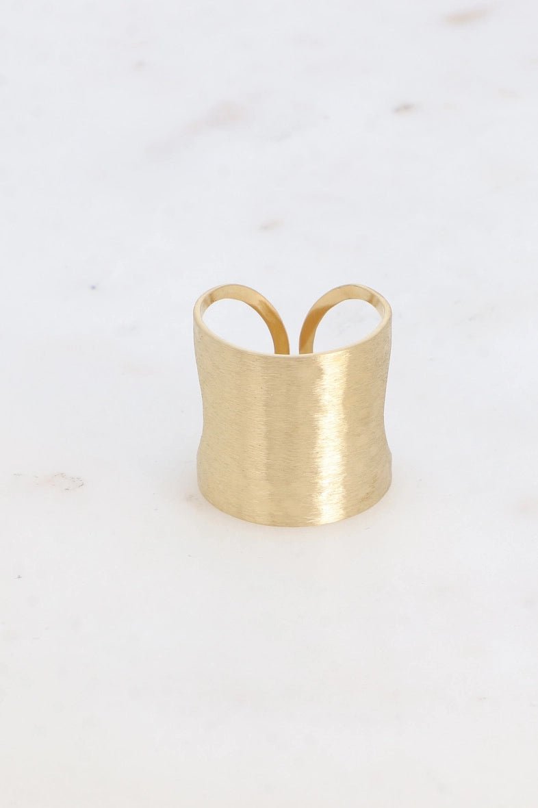 Bague Large Type Jonc Brossé Calie - Audace et Élégance - La boutique de Nannye
