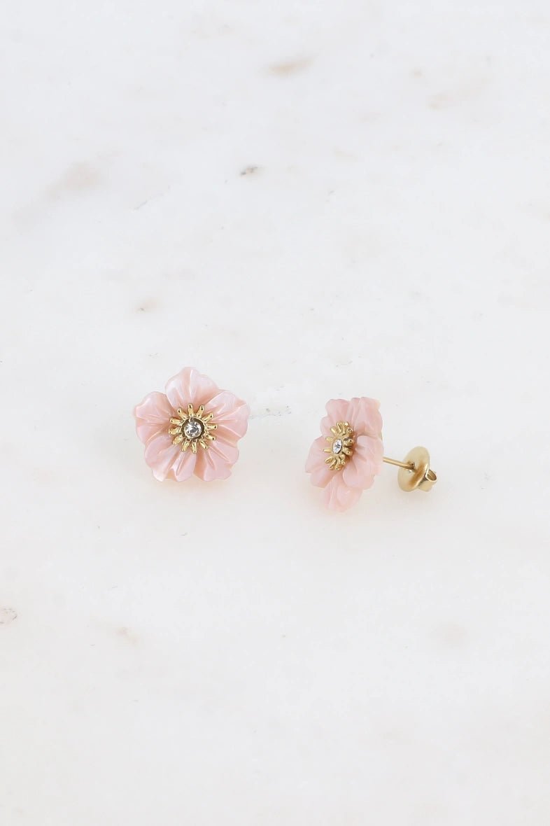 Boucles d’oreilles puces fleurs et cristal – Douceur et éclat discret - La boutique de Nannye
