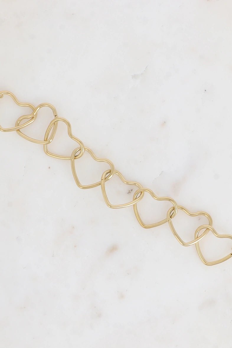 Bracelet maillons gros cœurs ajourés – Modernité et élégance romantique - La boutique de Nannye