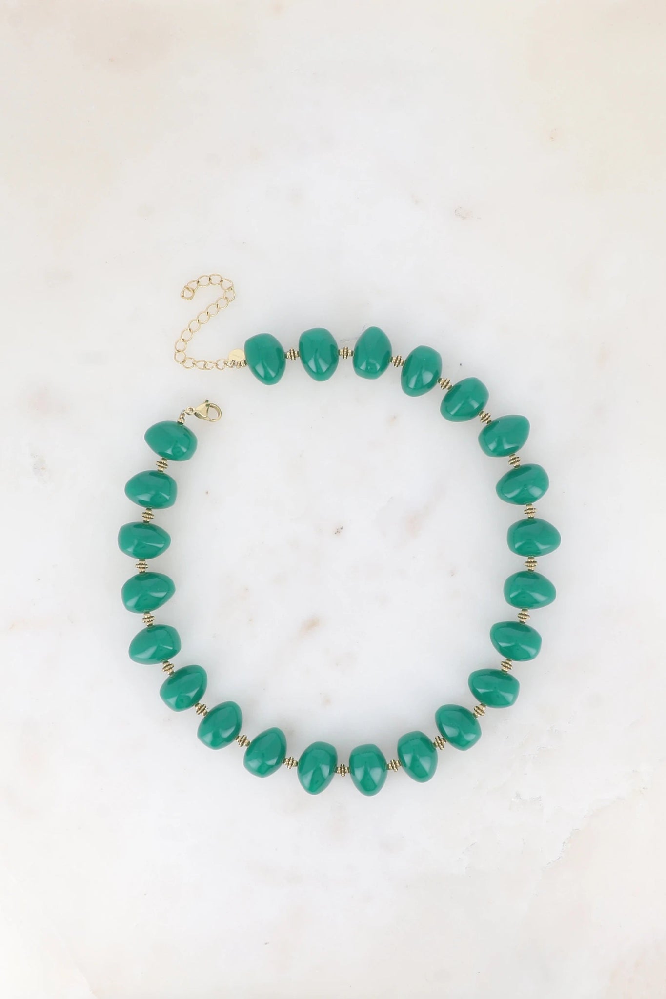 Collier sur câble Anouk – Élégance audacieuse et touche colorée - La boutique de Nannye