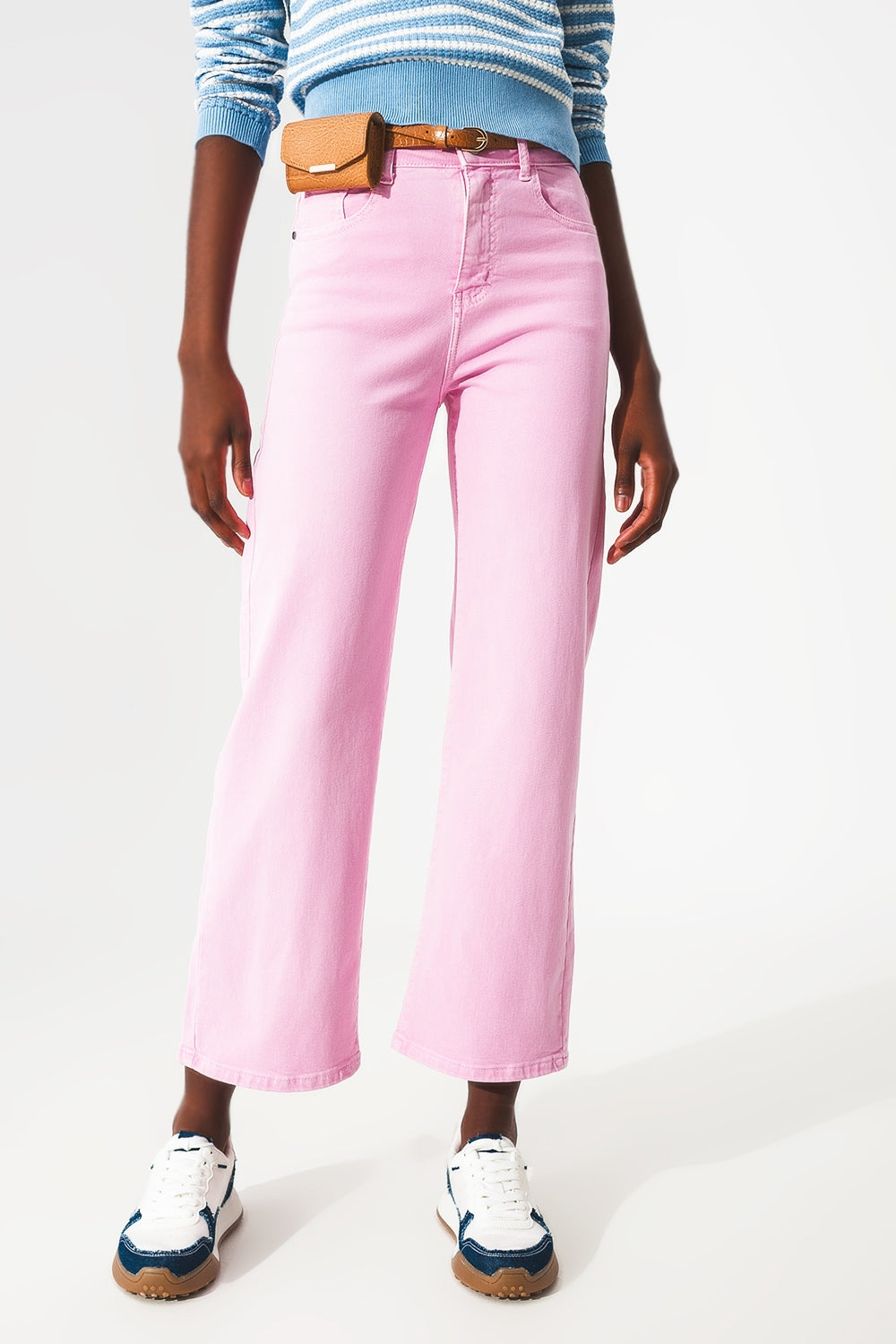 Q2 Jean ample court en Rose chewing gum