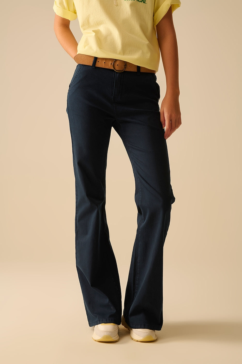Q2 Jean Flare Bleu Marine en Denim Extensible Confortable