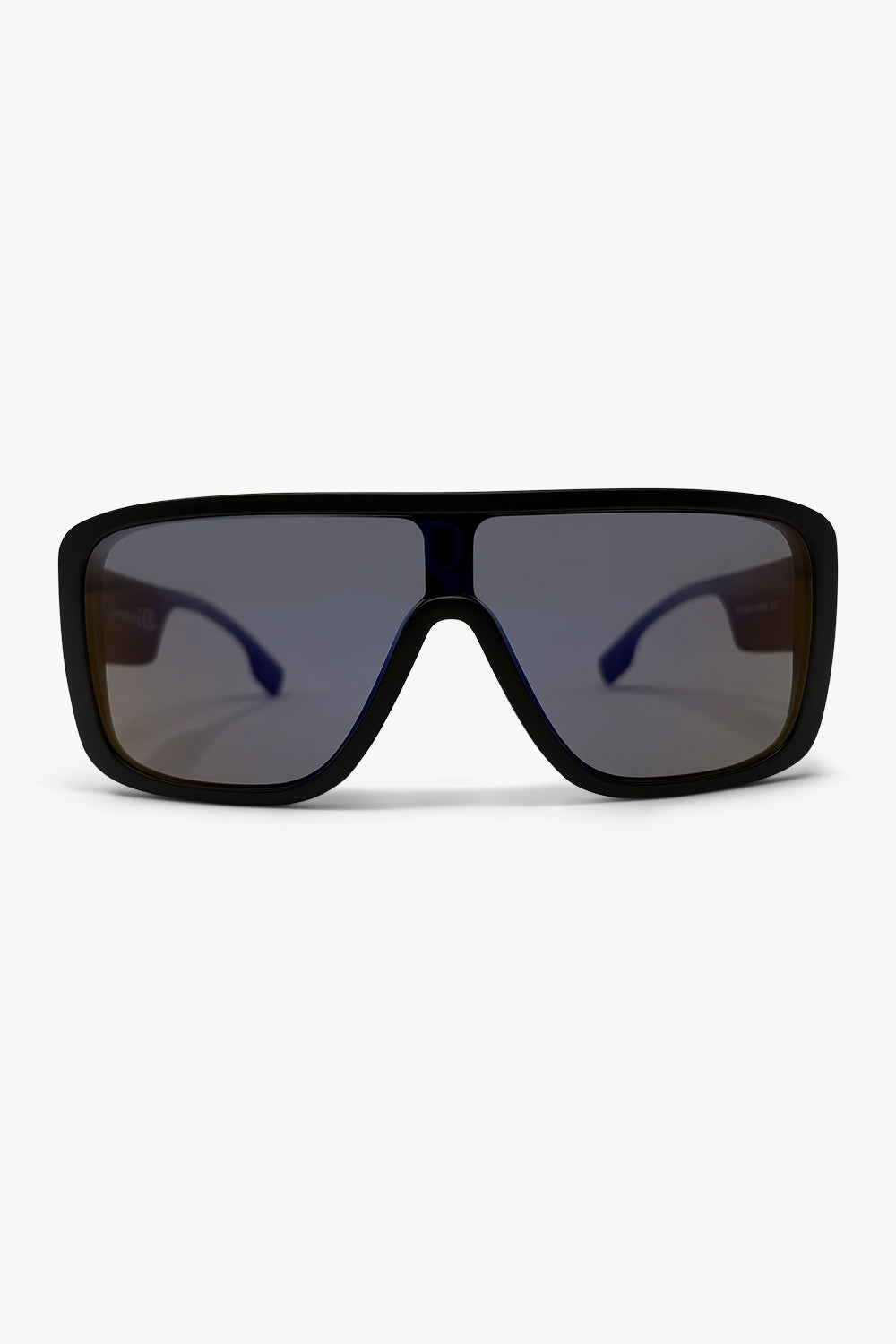 Q2 Lunettes de soleil style visière avec monture écran surdimensionnée noire et verres dégradés