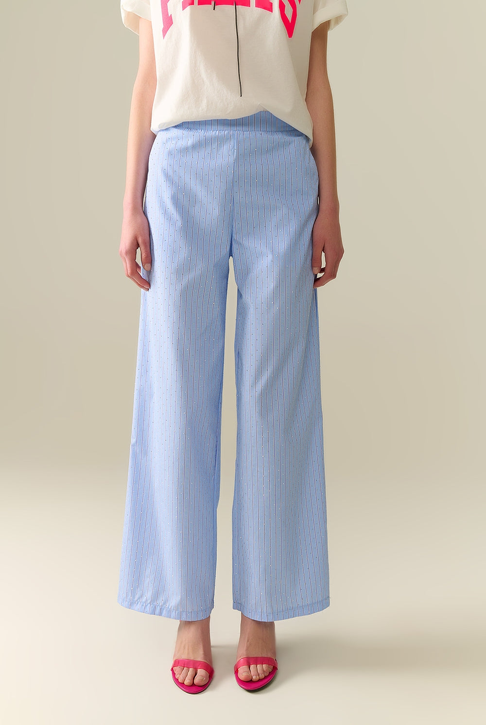 Q2 Pantalon large rayé bleu avec ornements en strass