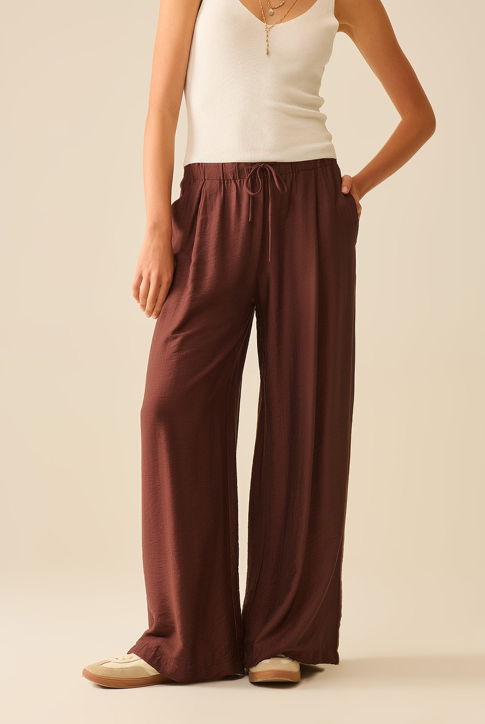Q2 Pantalon marron à jambe large en viscose légère