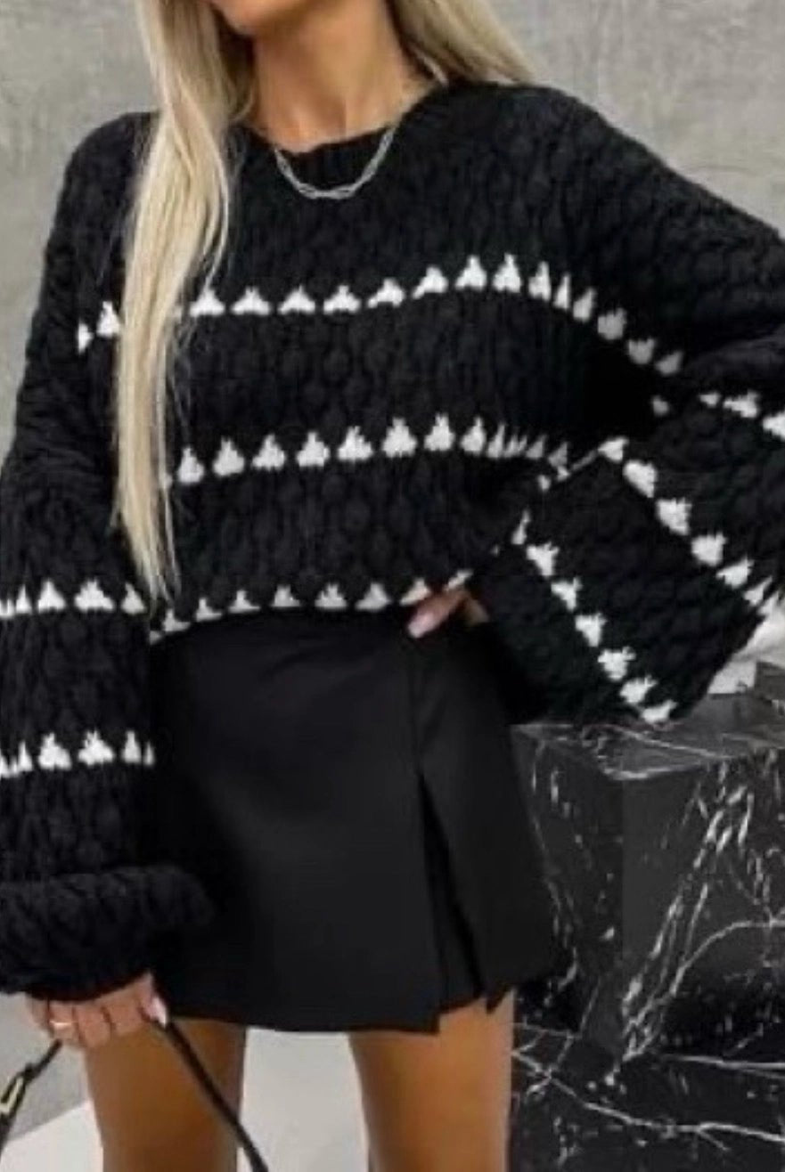 Pull bicolore à motif chevrons : confort, modernité et originalité - La boutique de Nannye