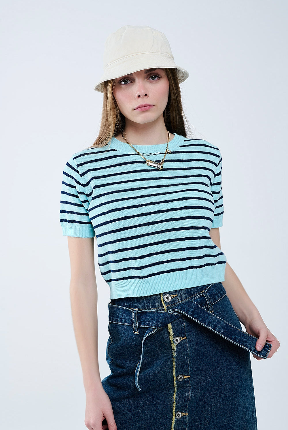 Q2 Pull court vert menthe à rayures bleu marine