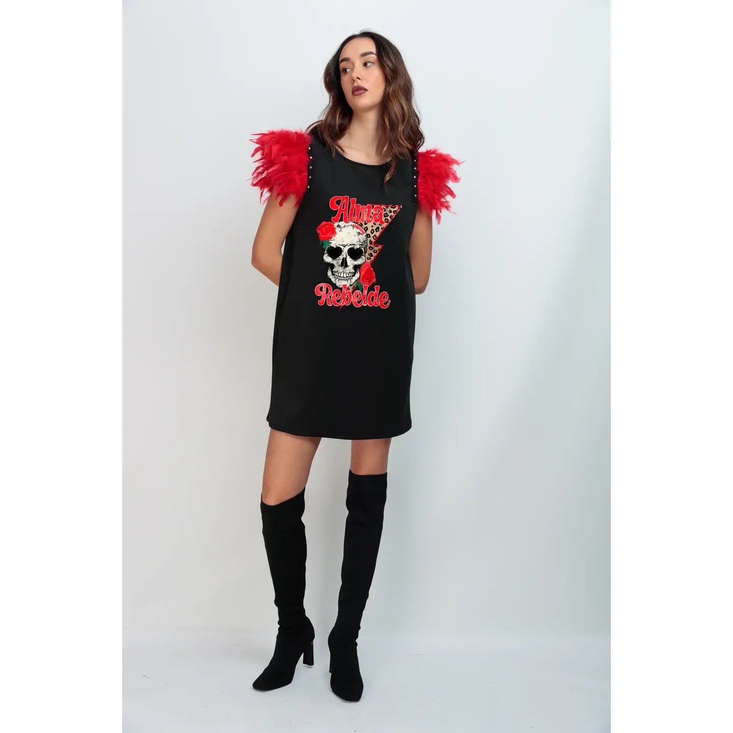 Robe courte Alma Rebelde : L’élégance moderne avec une touche audacieuse - La boutique de Nannye