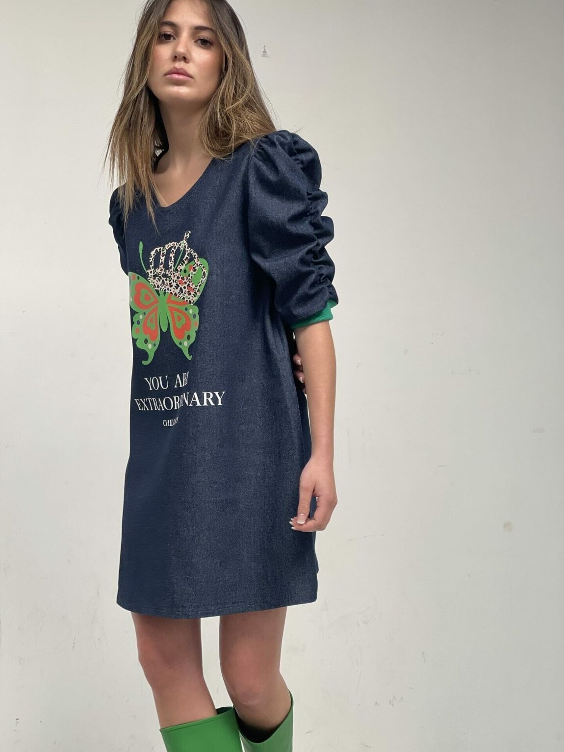 Robe en jean droite "You Are Extraordinary" – Élégance et originalité - La boutique de Nannye