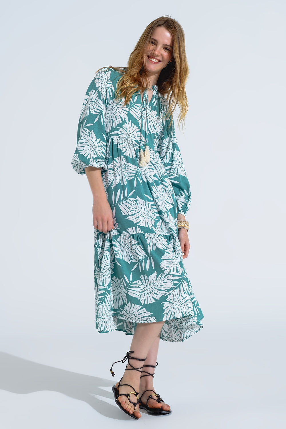 Q2 Robe longue boho à manches ballon et imprimé feuilles en vert