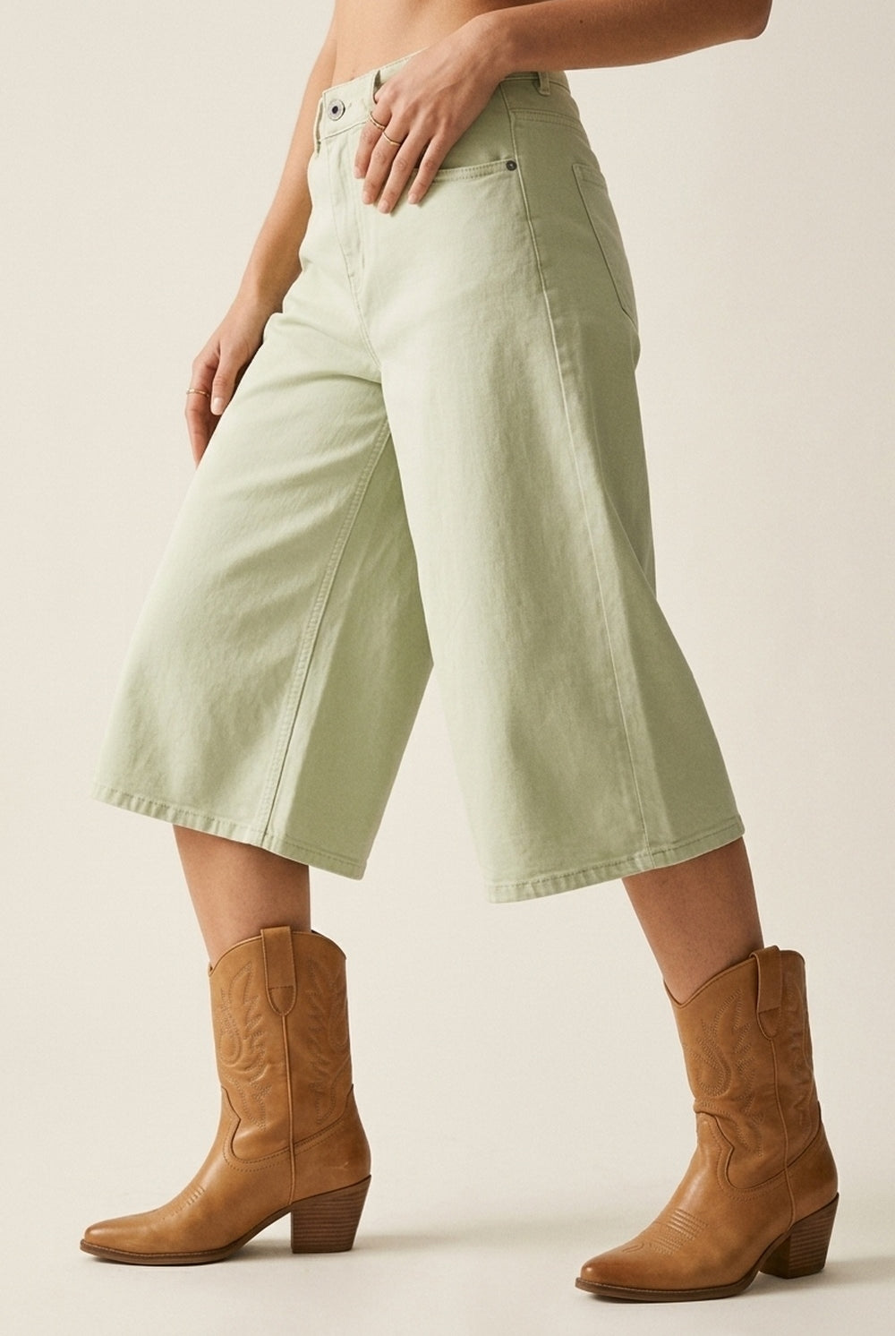 Q2 Short en jean extensible Bermuda en vert menthe
