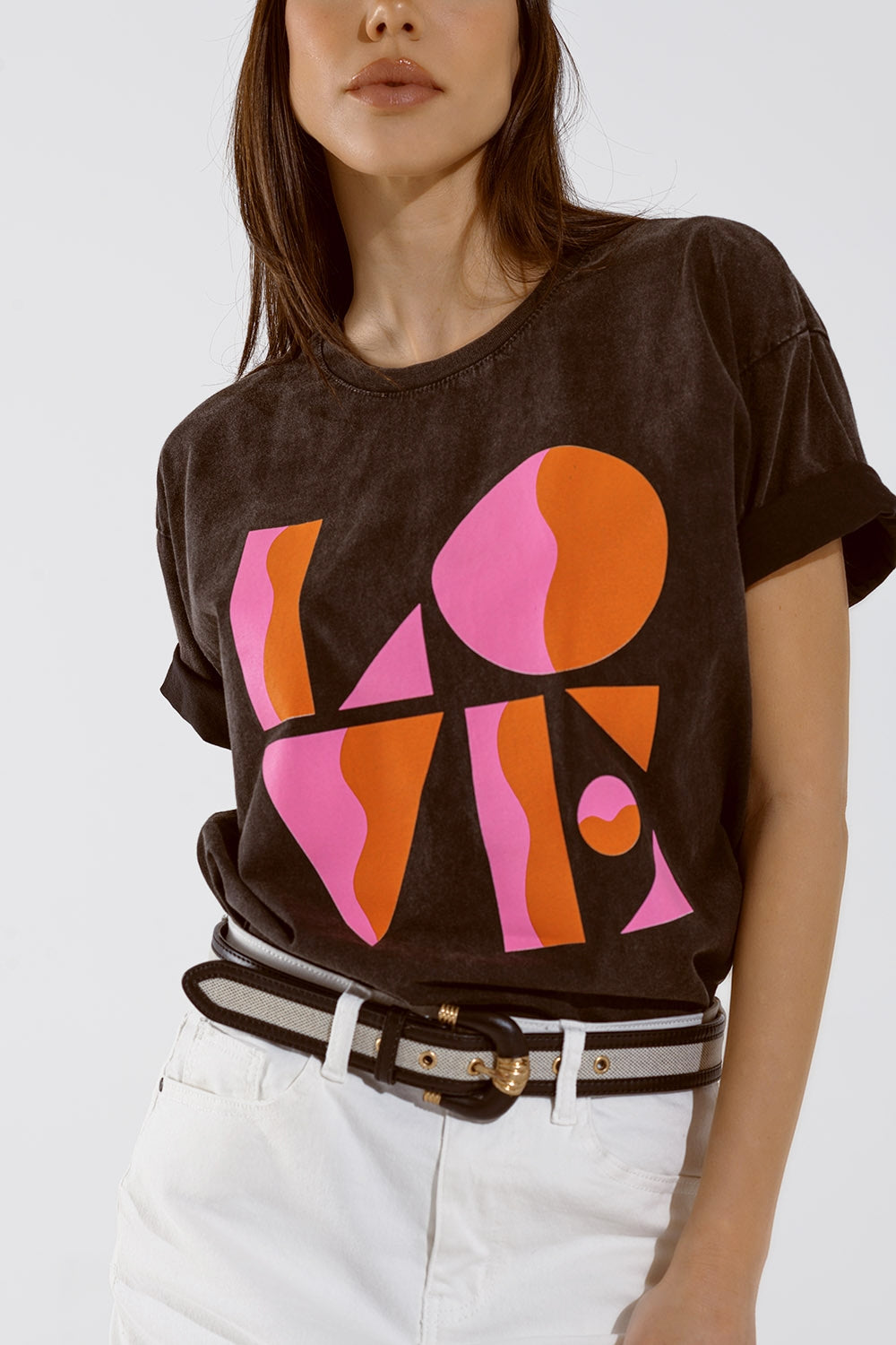 Q2 T-Shirt avec logo LOVE en noir délavé