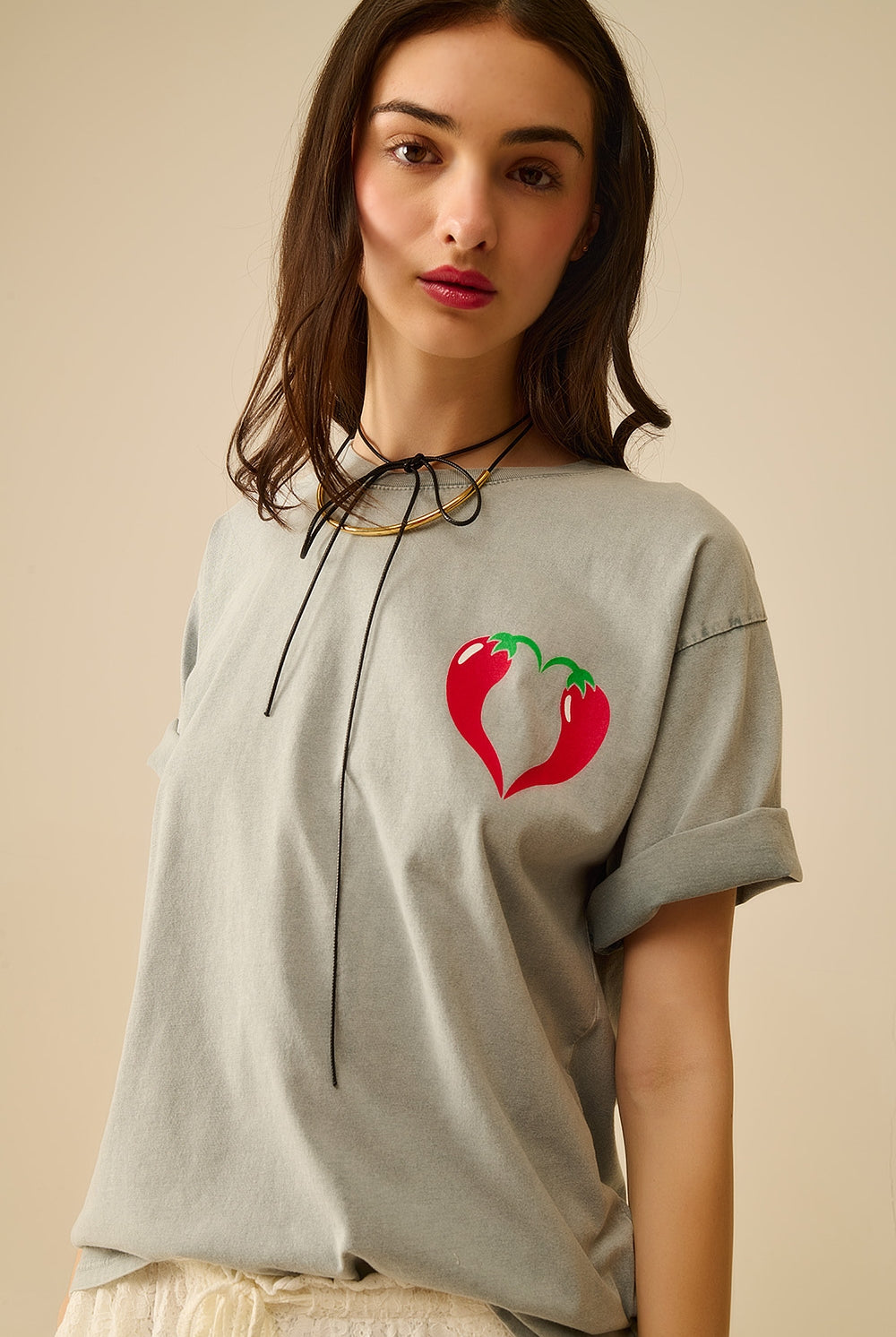 Q2 T-shirt graphique gris Spicy Love