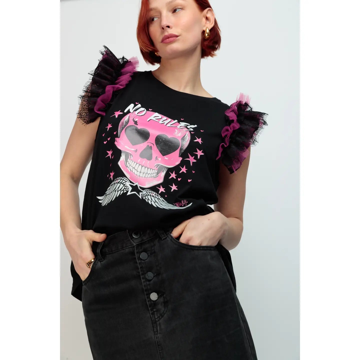 T-shirt Tria Skull Star Fuchsia – L’équilibre parfait entre audace et féminité - La boutique de Nannye