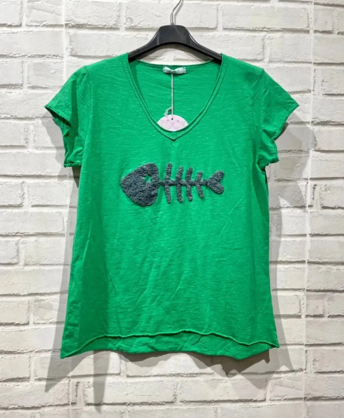 Tee - shirt manches courtes fish plusieurs coloris - La boutique de Nannye