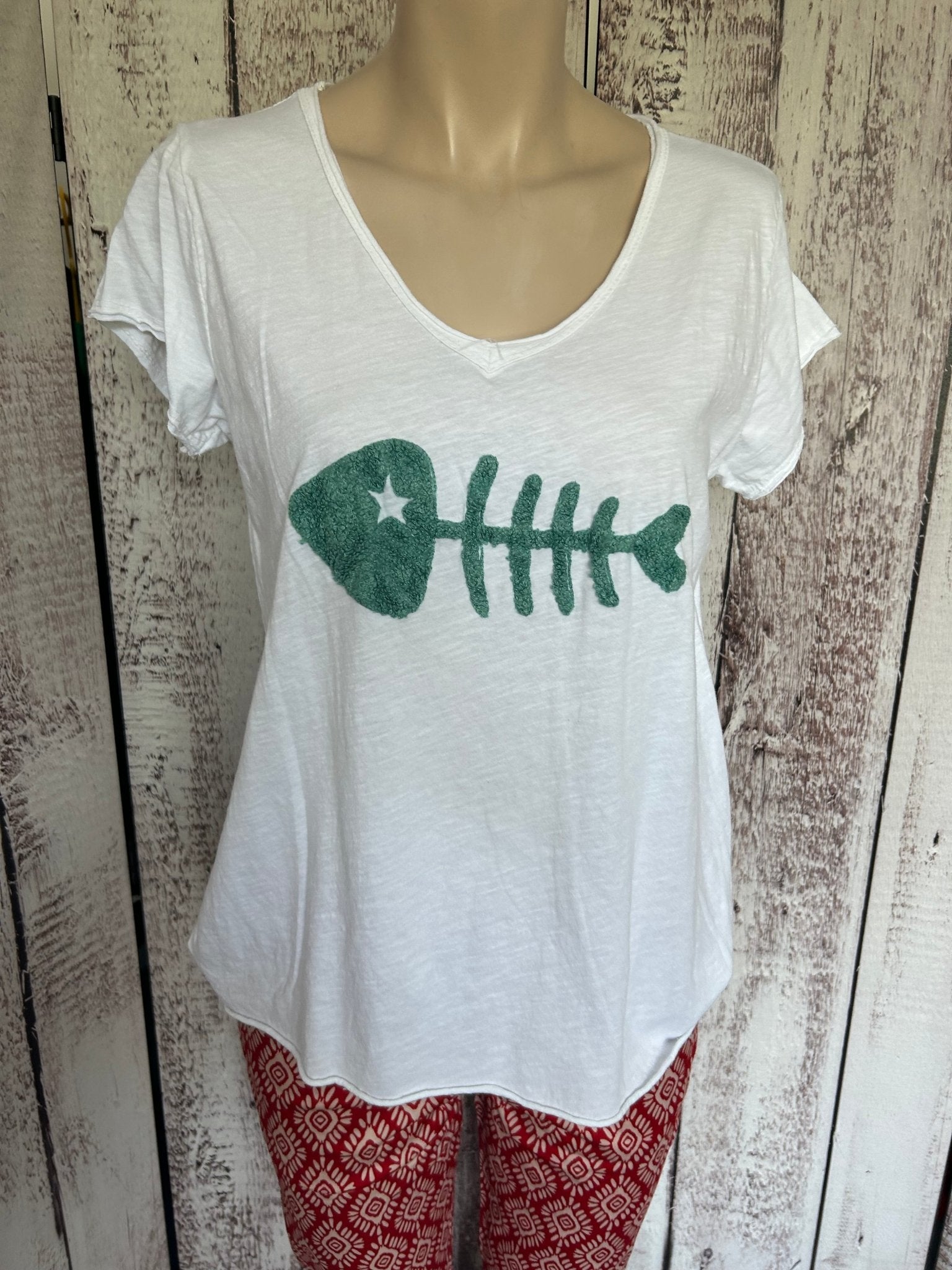 Tee - shirt manches courtes fish plusieurs coloris - La boutique de Nannye