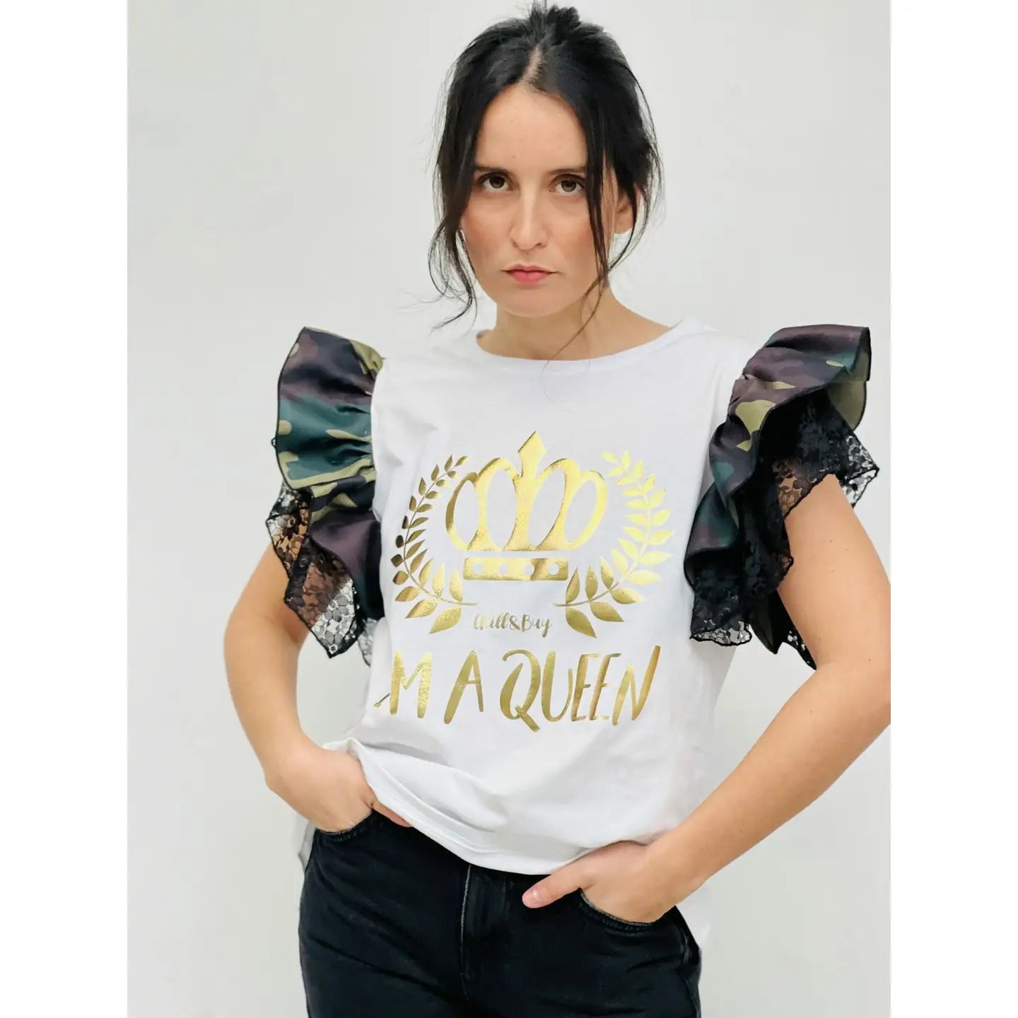 T-shirt à volants "I'm Queen" : confort et distinction au quotidien