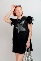 Robe Courte Noire Etoile Argent et Plumes