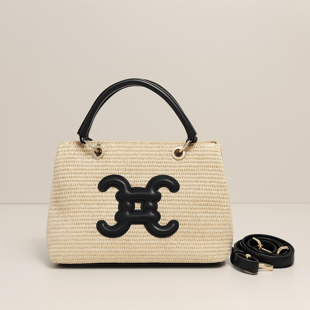 Sac porte main effet raphia – Élégance naturelle et discrète
