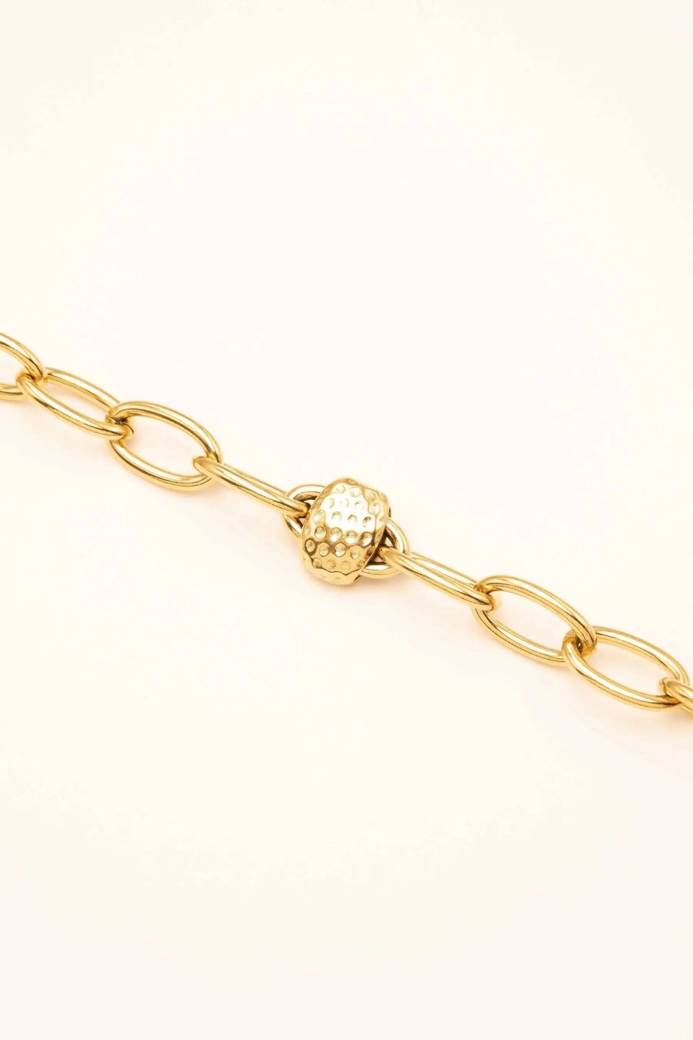 Bracelet en acier inoxydable Bailyne – Sobriété et élégance subtile - La boutique de Nannye