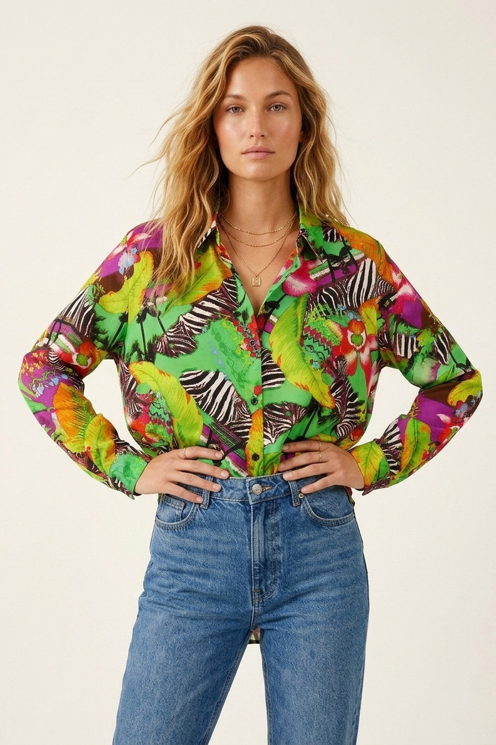 Q2 Chemise à imprimé tropical vibrant multi-vert à boutons en tissu satin