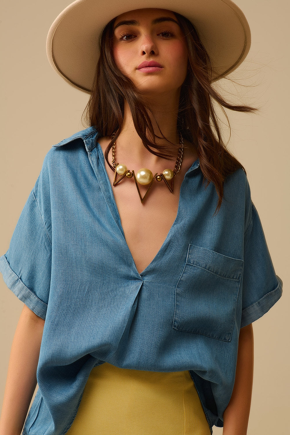 Q2 Chemise à manches courtes en tencel avec poche poitrine en bleu