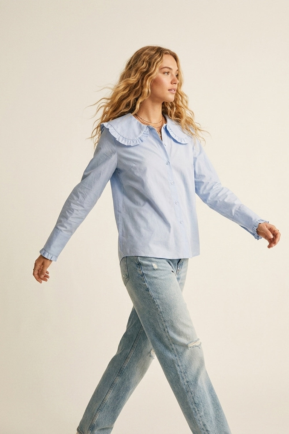 Q2 Chemise à manches longues à col à volants en popeline bleu clair coupe classique