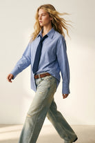 Q2 Chemise ample à rayures bleu clair à boutons