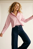 Q2 Chemise courte rose à boutons avec col