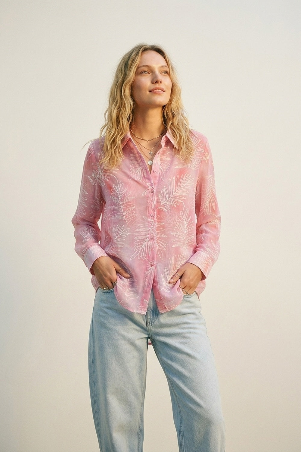 Q2 Chemise rose transparente à imprimé feuille avec tissu translucide