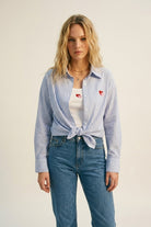 Q2 Ensemble de deux pièces : t-shirt et chemise avec cœur brodé en coton à rayures bleues
