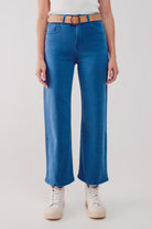 Q2 Jean ample court en bleu