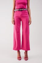 Q2 Jean ample court en fushia