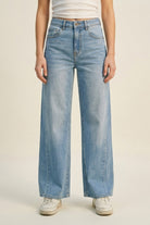 Q2 Jean en denim à taille haute et à jambe large bleu clair
