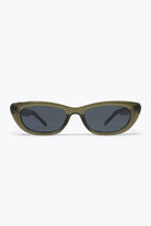 Q2 Lunettes de soleil œil de chat ovales translucides olive
