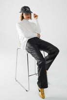 Q2 Pantalon en simili-cuir avec jambe large et poches