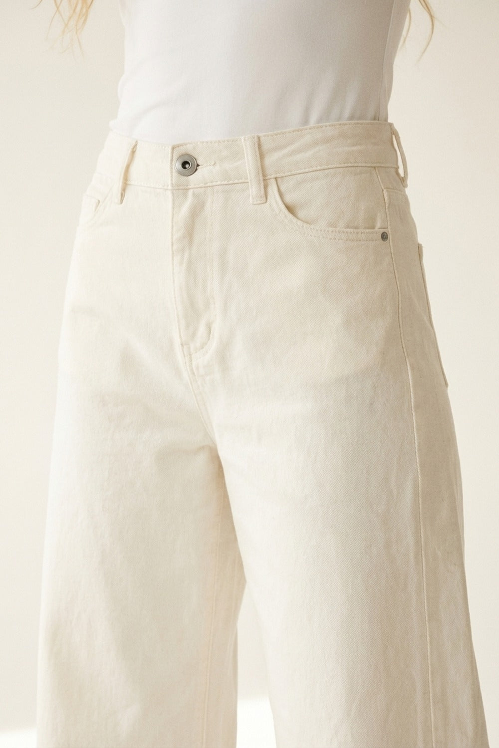 Q2 Pantalon extra-large en sergé de coton élastique de couleur blanche