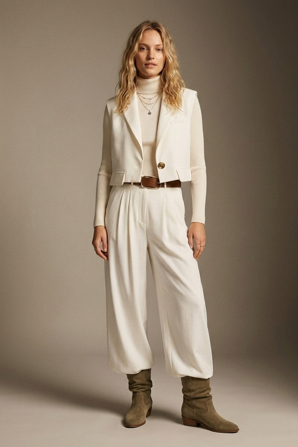 Q2 Pantalon large plissé avec ceinture en tissu léger tissé en blanc