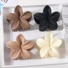 Pince Crabe Fleur de Tiare – Élégance Hivernale - La boutique de Nannye
