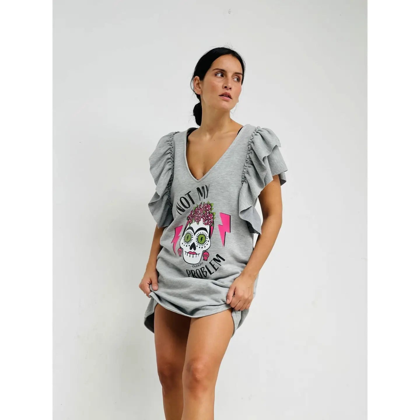 Robe à col en V à double volants Katrina Rayo - La boutique de Nannye