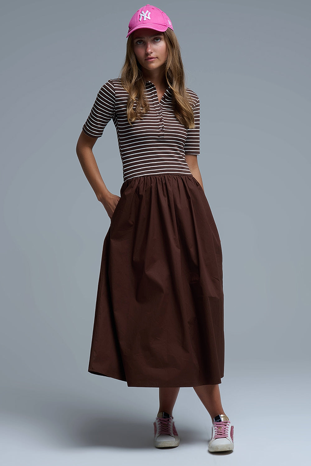 Q2 Robe avec top rayé Polo et jupe midi en popeline en brun