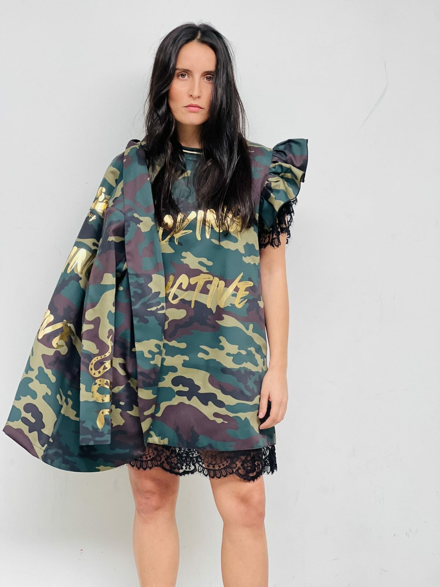 Robe Blonda Addictive : Élégance Décontractée et Détails Remarquables - La boutique de Nannye