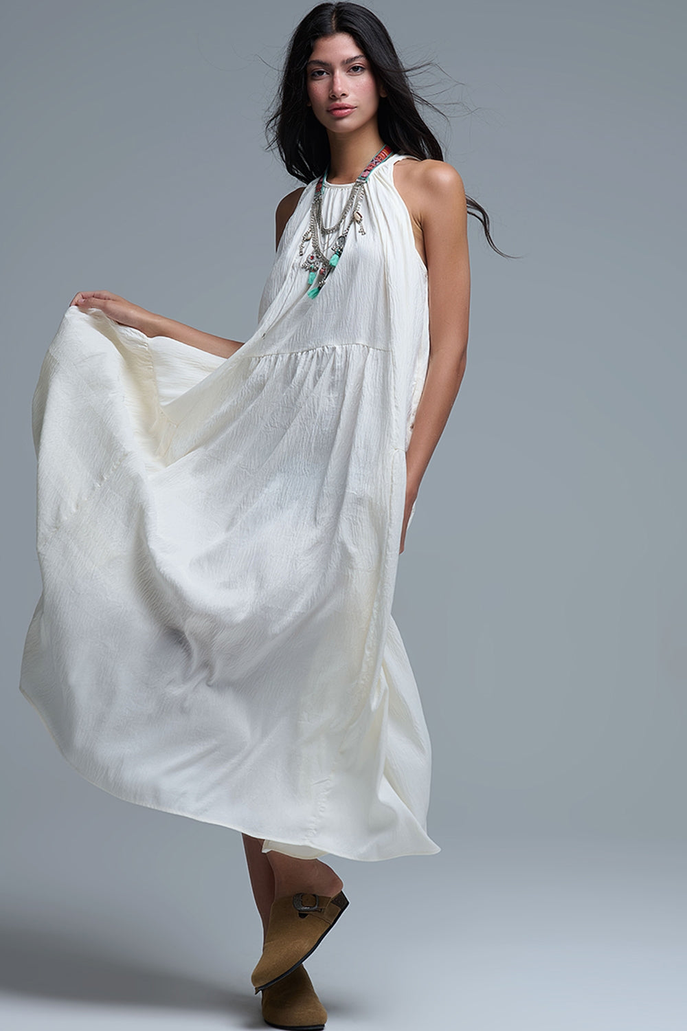 Q2 Robe longue à col licou et coutures apparentes en crème