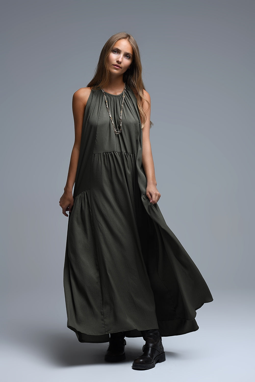 Q2 Robe longue à col licou et coutures apparentes en kaki