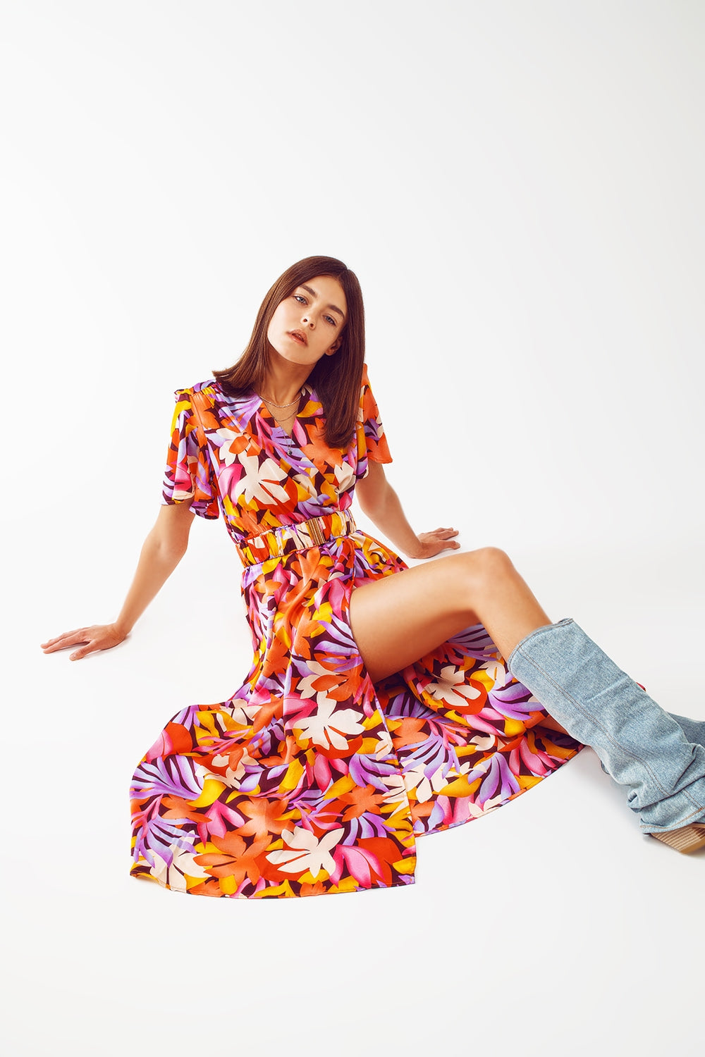 Q2 Robe longue plissée à col en V multicolore